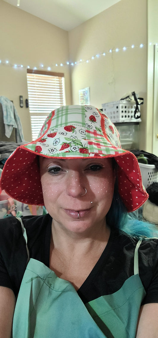 Bucket hat