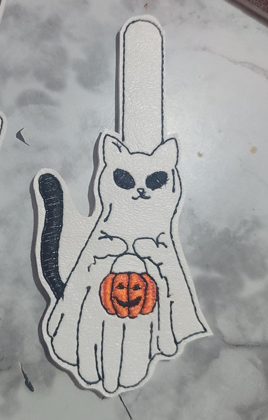 GHOST CAT WITH PUMPKIN