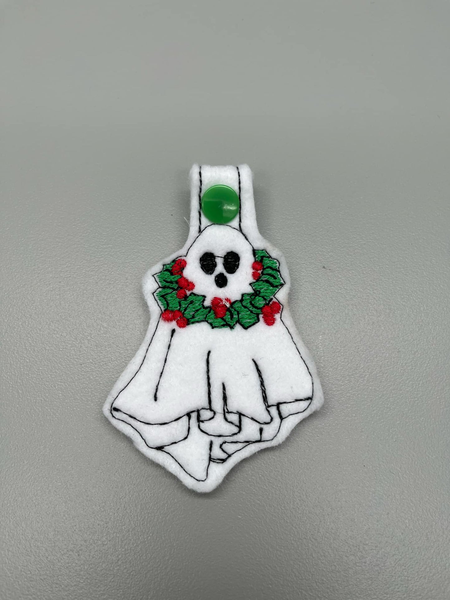 christmas ghost 3 key chain and eyelet